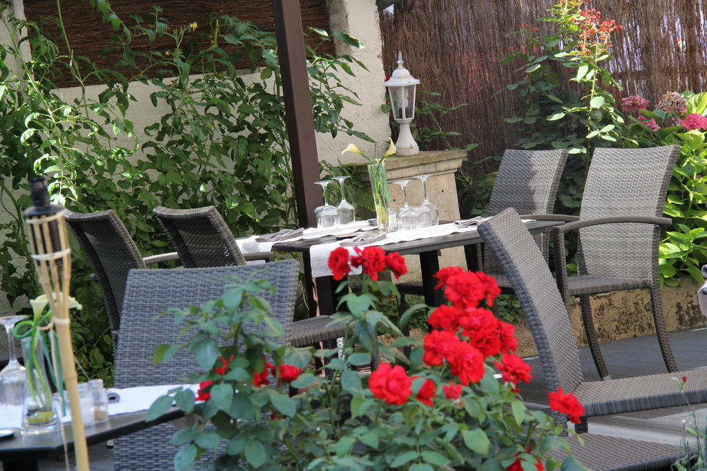 Logis Restaurant Les 3 Rois Issoudun