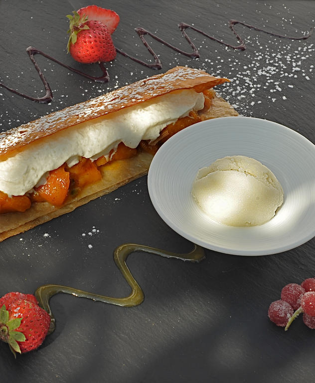 Logis Restaurant Les 3 Rois Hotel