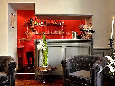 Hotel Logis Restaurant Les 3 Rois 3*
