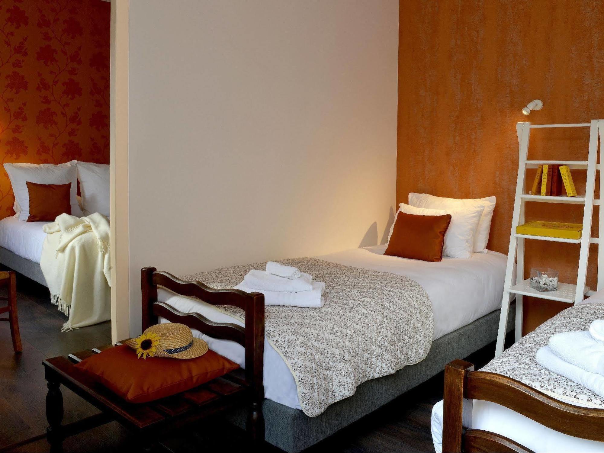 Logis Restaurant Les 3 Rois Hotel 3*